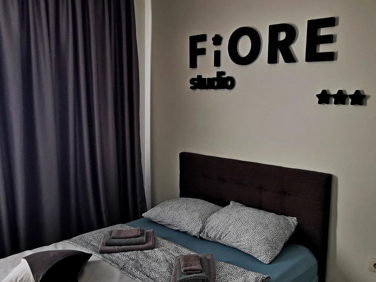 Fiore Self Check-In Ösek Dış mekan fotoğraf